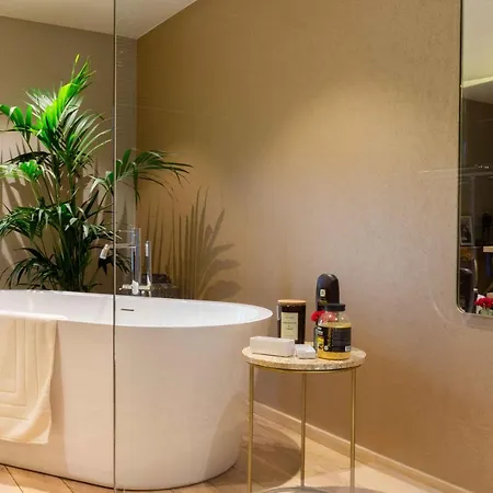 Au Coeur De Bed & Breakfast 4*