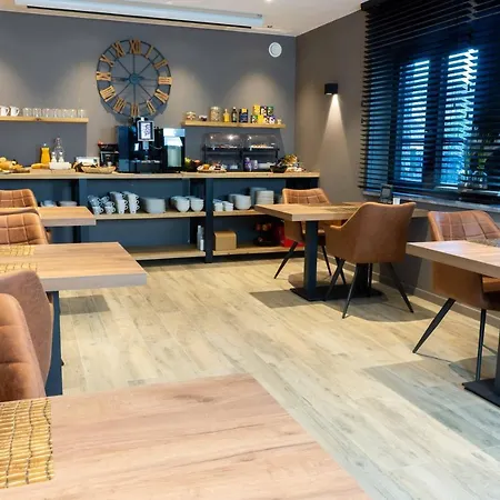 Au Cœur De Couette-café 4*