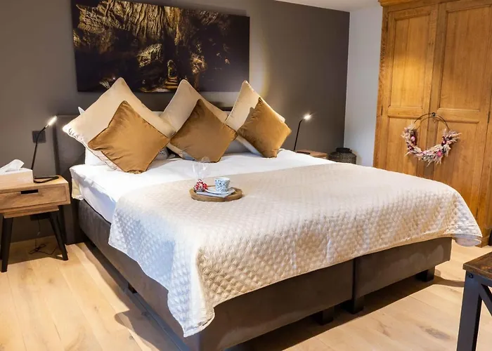 Panzió Au Coeur De Han-sur-Lesse